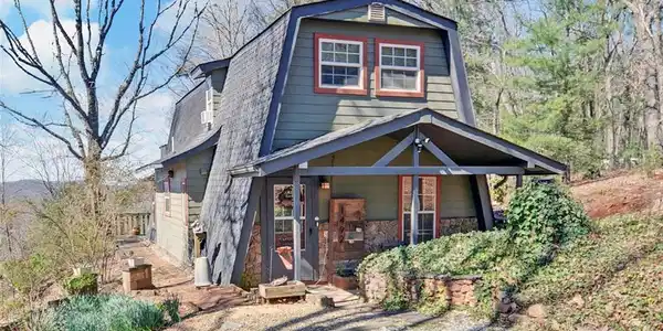 1492 Ivy Mountain Road