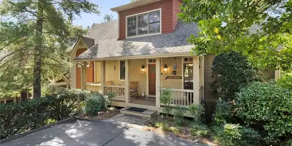 22 Laurel Ridge Point