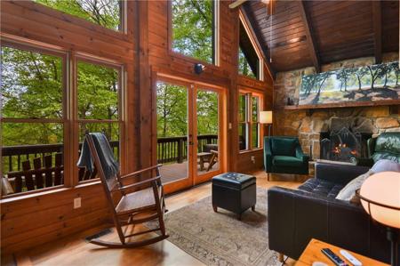 1213 Mountain Oak Road