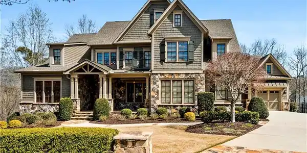 268 Hanson Way
