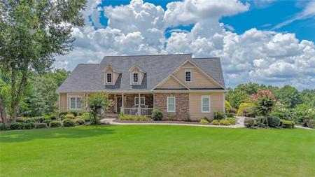 115 Mountain Falls Way