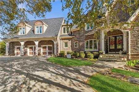 4826 Rose Heights Drive