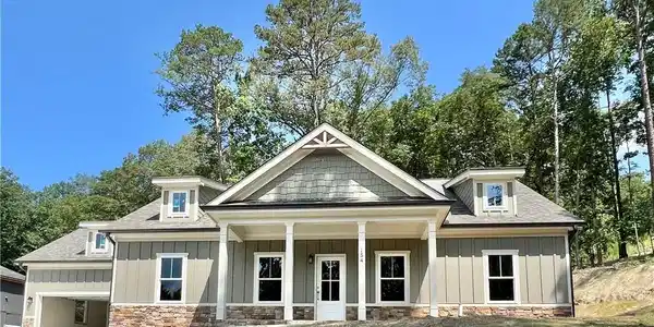 154 Chickasaw Drive
