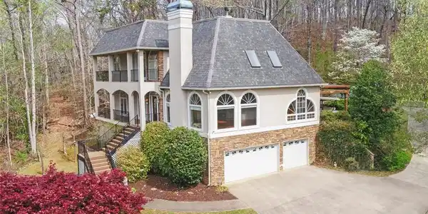 3256 Long branch Road