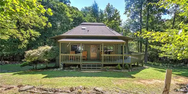 149 Long Swamp Drive