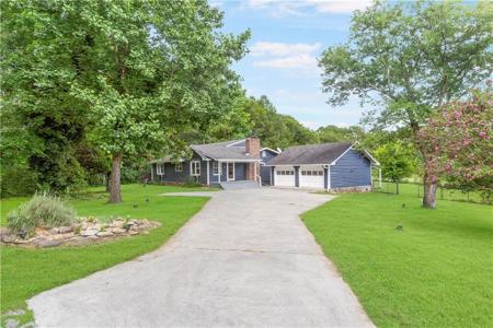 412 Perry Road