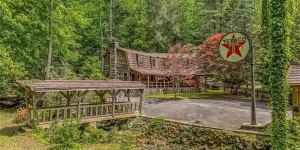 17 Water Wheel Lane