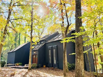 175 River Court Parkway