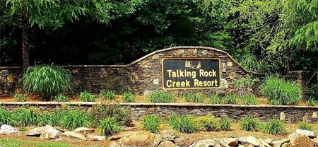 1275 FOXHOUND Trail NE