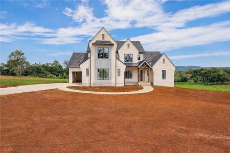 126 Palisade Drive