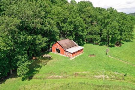 220 Sal Mountain River Road
