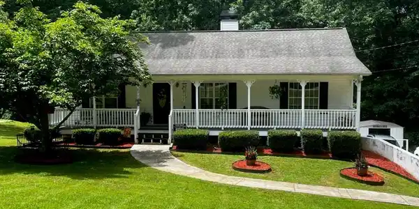 409 Twin Mountain Lake Drive