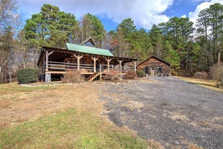 1252 PARIS MOUNTAIN Road