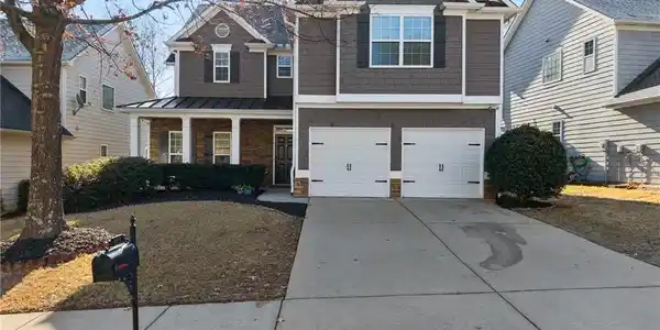 449 Highlands Loop