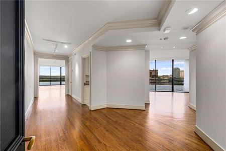 2660 Peachtree Road NW Unit 20D