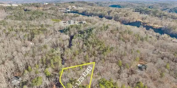 Lot 4 Avenue Golden