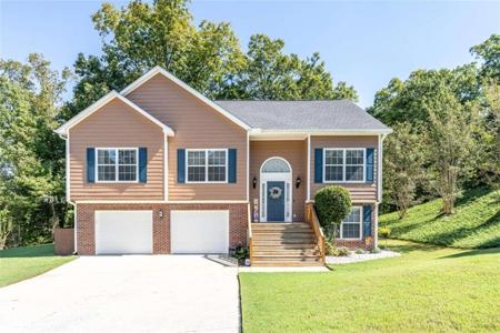 22 Highlander Trail