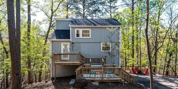 225 Chickasaw Drive