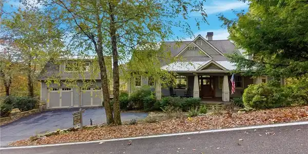 1043 Deer Run Ridge