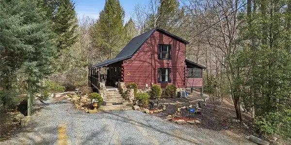 60 Chatham Lane