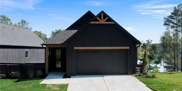128 Marina Parc Drive