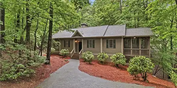 104 Soaring Hawk Circle