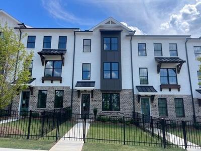 627 Silva Street Unit 127