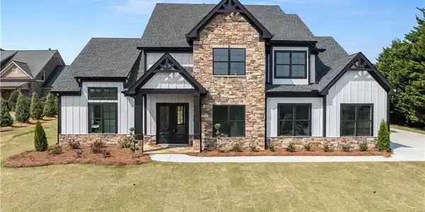 282 Gold Bullion Drive E
