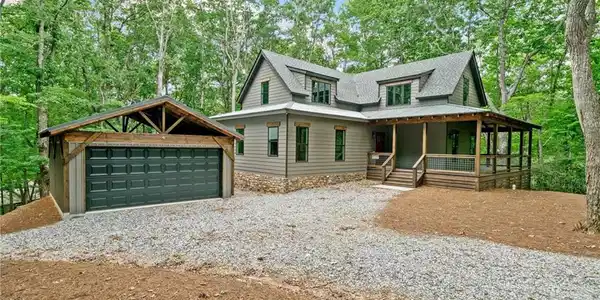4189 Tamarack Drive
