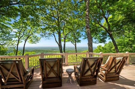 1364 Deer Run Ridge