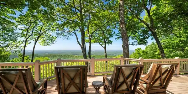 1364 Deer Run Ridge