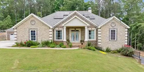 251 PROSPECTOR Way