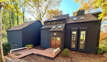 175 River Court Parkway