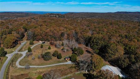10 Cloudland Canyon Drive