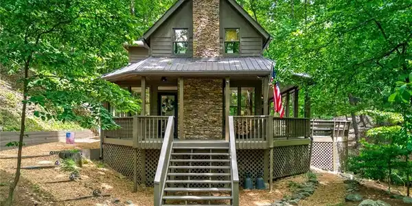 452 Bellflower Drive