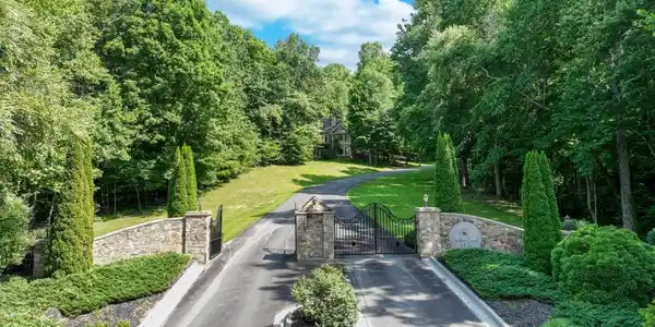 2412 Fodder Creek Mill Drive