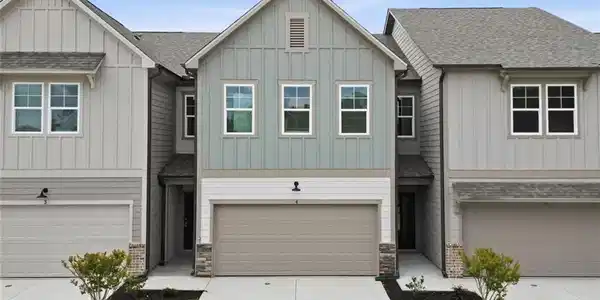 411 Summit View Unit 6