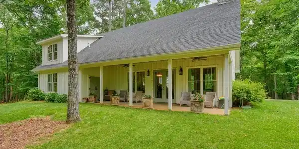 331 Blackberry Trail