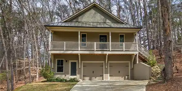 105 Pacer Court