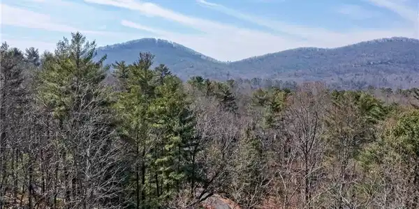 2618 Highland Trail