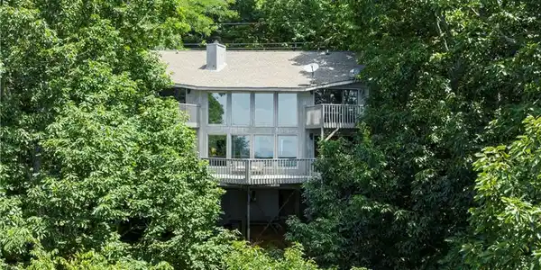 31 Sunrise Terrace