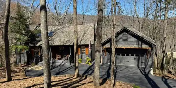 37 Laurel Turn