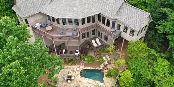 438 Red Fox Drive