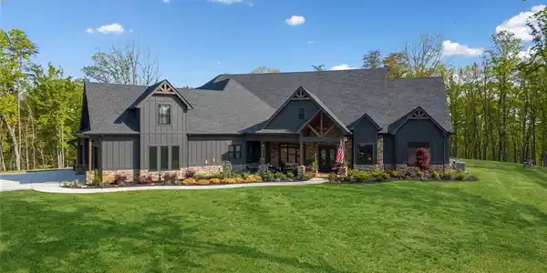 281 Abbott Drive
