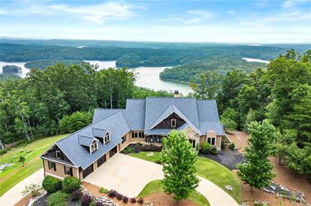 49 Waterside Drive SE