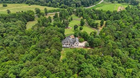 7945 Reinhardt College Parkway