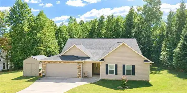 220 Tesnatee Landing Drive