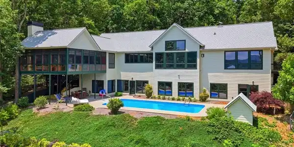 714 Clearview Drive