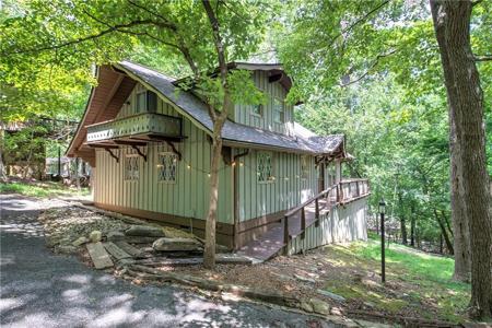 298 Lake View Trace