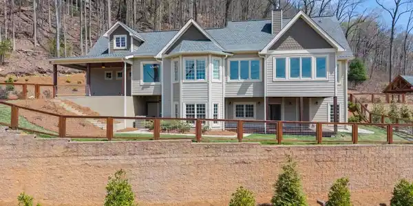 146 David Drive